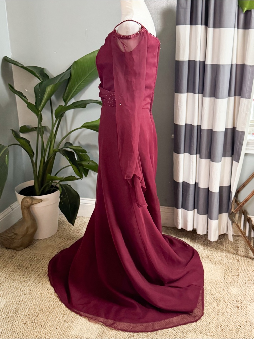 Title: Mori Lee Burgundy Formal Gown Size 11/12 Chiffon Evening Prom Dress - Picture 5 of 13